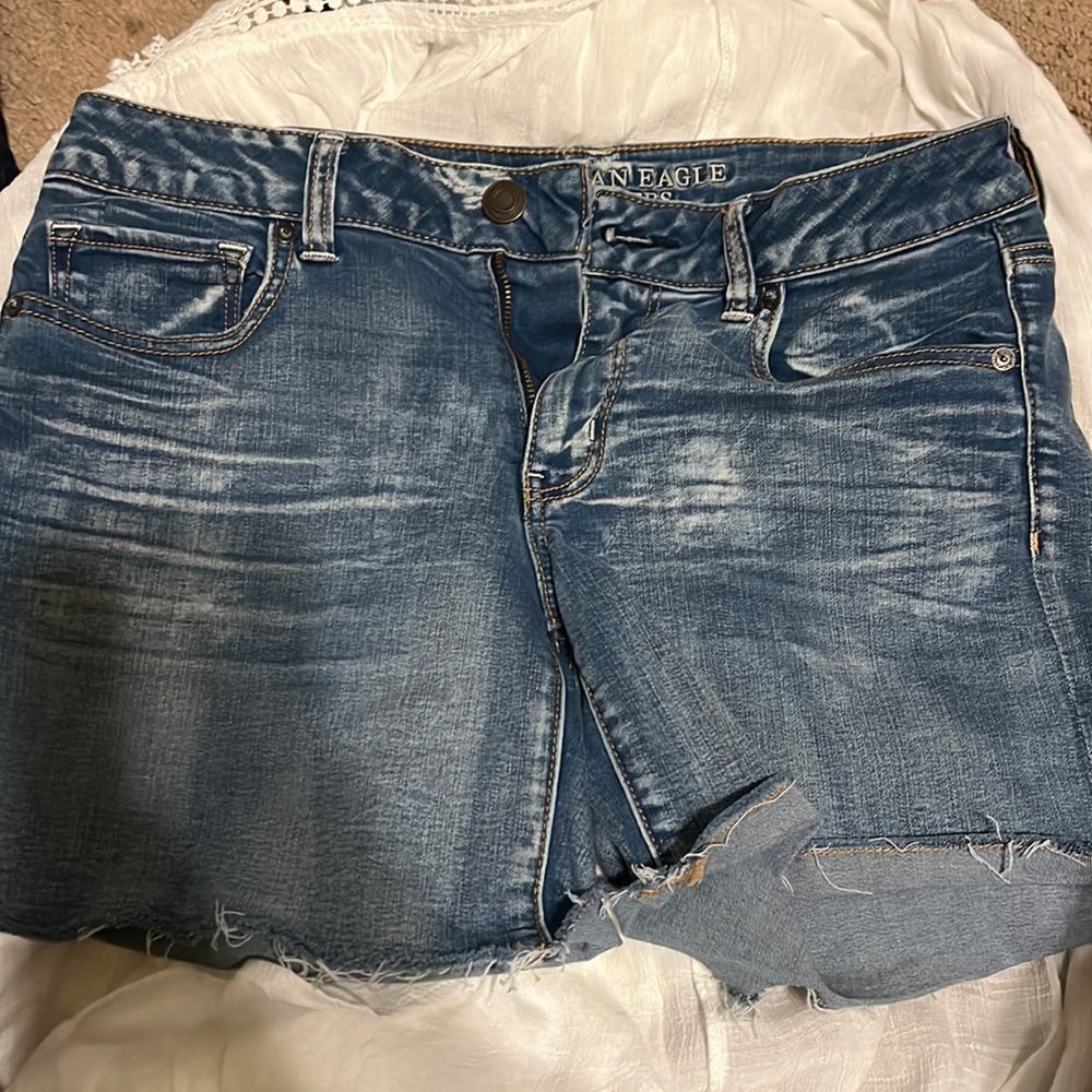 American Eagle Super Super Stretch midi shorts.